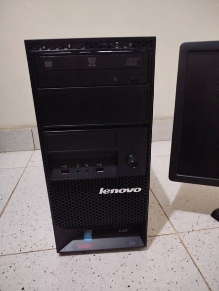 A picture of fullset computer