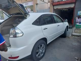 A picture of Toyota Harrier