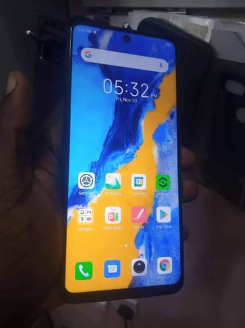 A picture of INFINIX NOTE 11 pro Gb128 Ram11