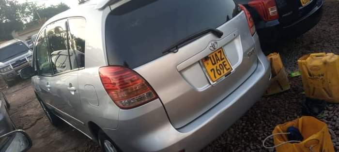 A picture of Toyota spacio