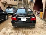 A picture of Lexus ld460 2008 model first body pan full option Engine