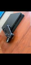 A picture of PS4 SLIM