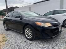 A picture of Toyota Camry 2012
