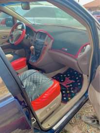 A picture of Lexus RX300