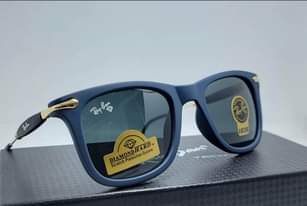 A picture of GLASSES