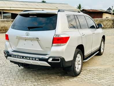 A picture of FEW MONTHS DRIVEN 2012 TOYOTA HIGHLANDER SPORT EDITION 100 FIRST
