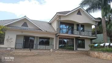 A picture of  Bank_sale_280M_Ug BUZIGA SALAAMA Rd munyonyo. Fl