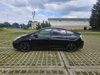 A picture of 2009 TOYOTA AUTOMATIC HYBIRD T SPRIT SATNAV BLUETOOTH CAMERA 1999
