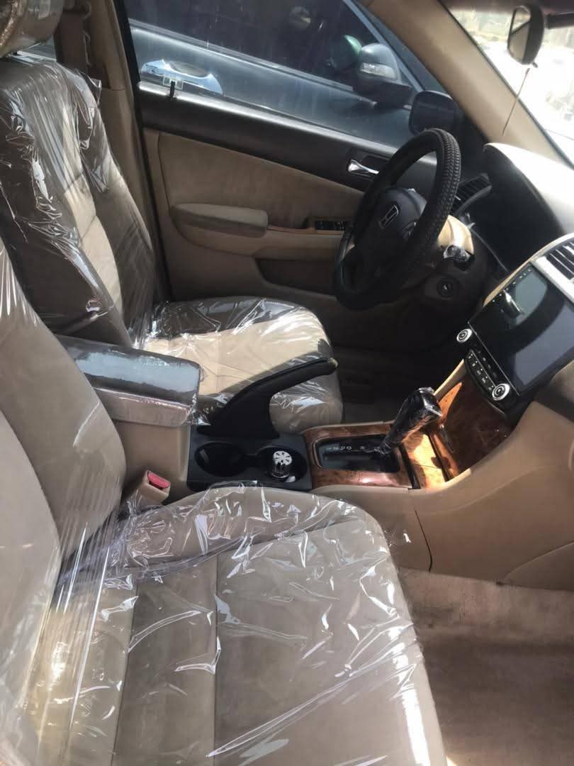 A picture of 2005 Honda eod