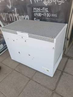 classifieds/fridges