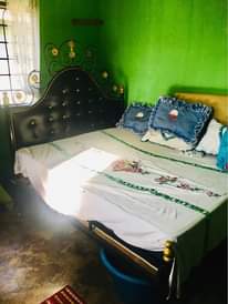 A picture of KITANDA CHA CHUMA bado Kipya Bei 170 000 Piga 0713493017