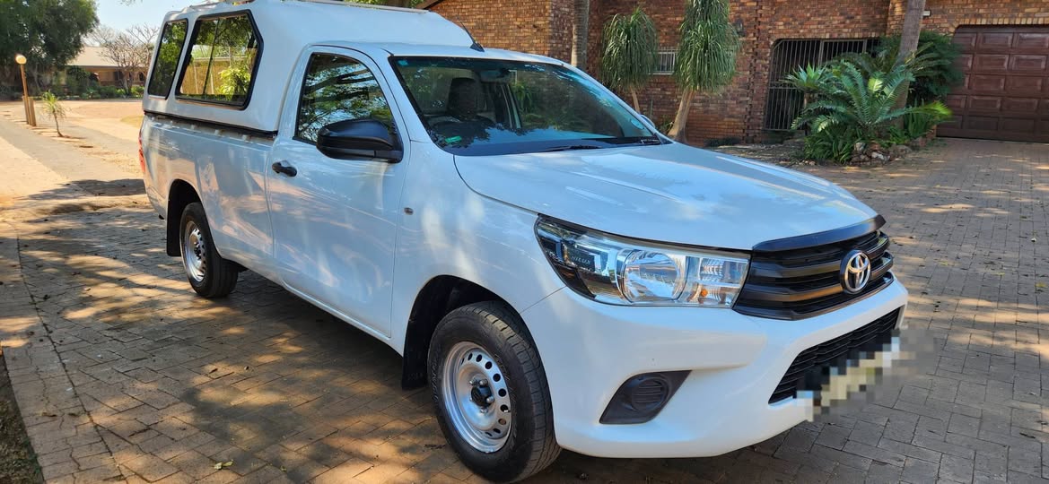 used toyota hilux