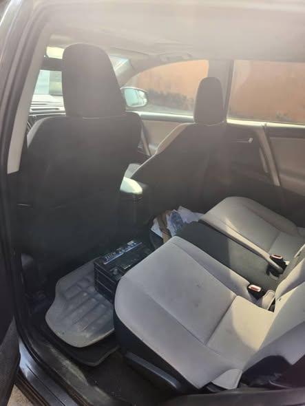 A picture of TOYOTA RAV4 2016 TOKS STANDARD