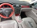 A picture of 2004 ES330