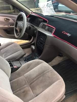 A picture of Toyota Camry tiny light