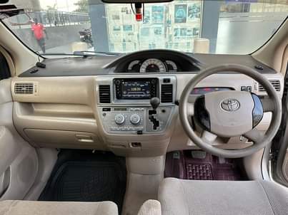 A picture of Toyota Raum