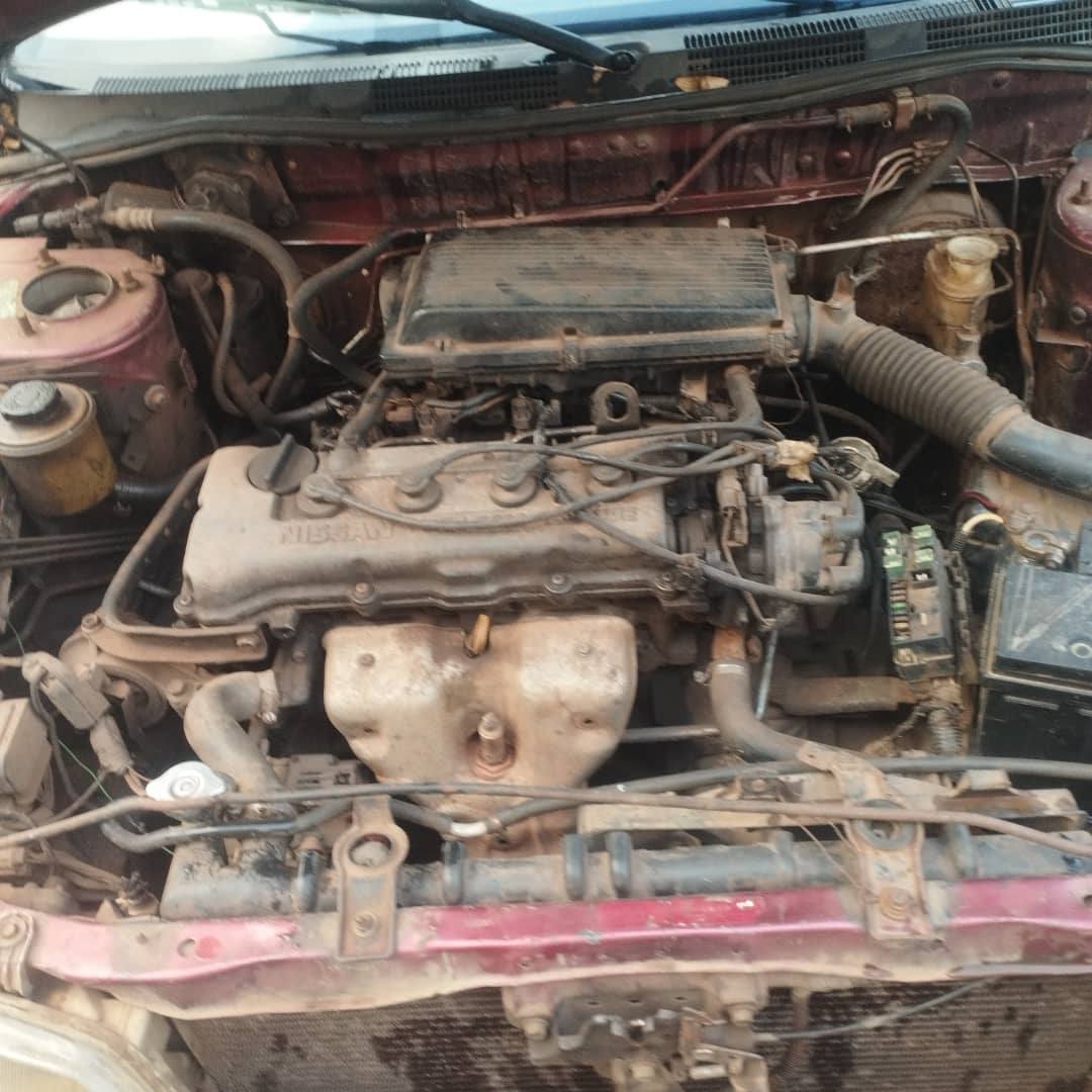 A picture of NISSAN PRIMERA MANUAL