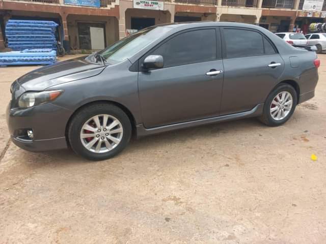 A picture of 2010 Corolla Toyota