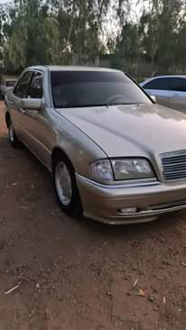A picture of Mercedes Benz C230 Model 2001