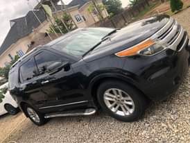 A picture of Ford Explorer