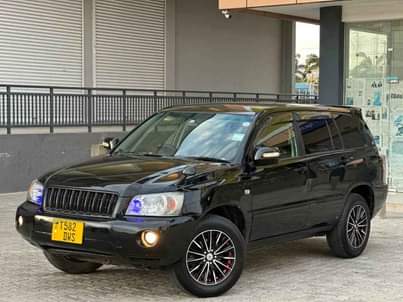 A picture of  Price Bei...19.8m Call 0658056651 TOYOTA KLUGER Full A c
