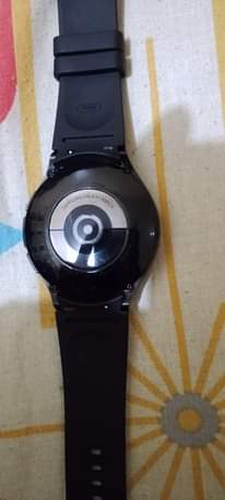 A picture of Nauza smart watch