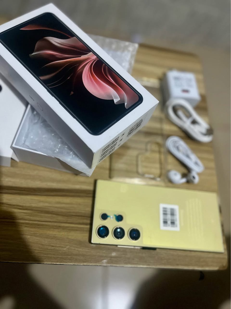 A picture of Copied Samsung S24 ultra