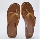 A picture of Ni kwa jumlaa jamaani wateja karibuniii Sana