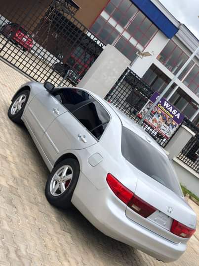 A picture of QUICK SALE EXTREMELY CLEAN USED HONDA EOD 2005 MODEL BELGIUM