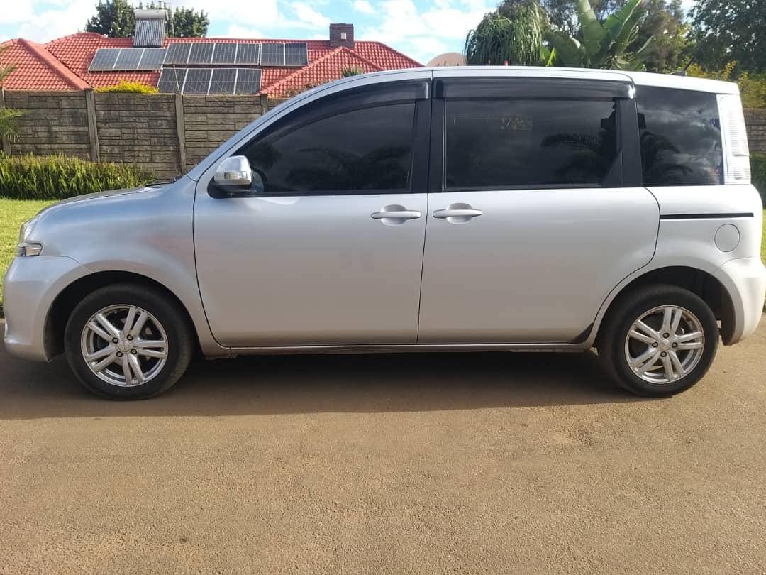 used toyota sienta