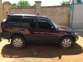 A picture of Toyota rava 4 million 5 9 Haipungui mwanza Automatic Engine