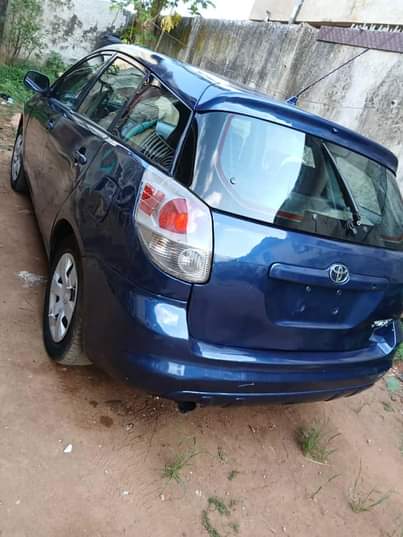 A picture of Toyota Matrix 2005 model clean and Perfectly working