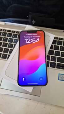 A picture of Iphone 13