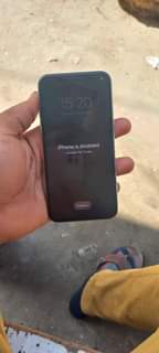 A picture of iPhone X DISABLE