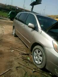 A picture of Toyota Sienna 2005 Only AC need attention Price 2 250