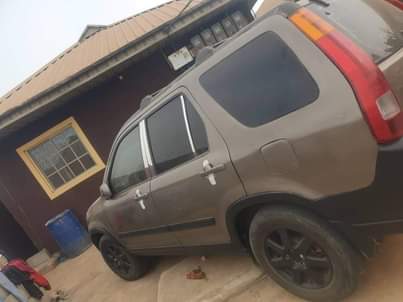 A picture of 2004 Honda CRV