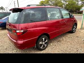 A picture of First body Toyota previa 2006 model with Chilling ac Location