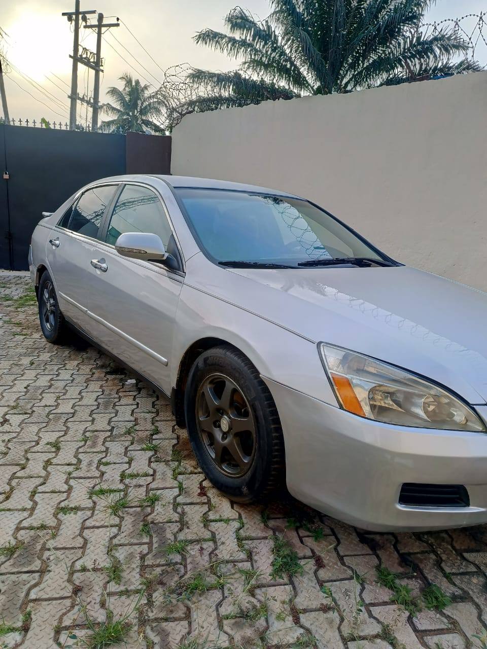 A picture of 2007 Honda Accord DC