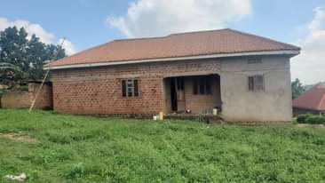 A picture of HOUSE ON SALE IN KAWANDA AT 60MILLION
