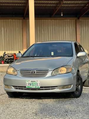 A picture of 2005 TOYOTA Corolla
