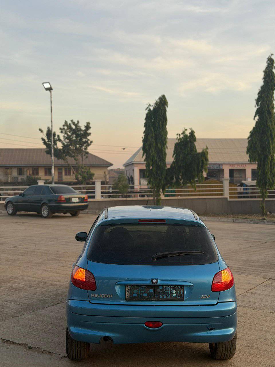A picture of 08146991340 EXTREMELY CLEAN NG USED PEUGEOT 206 AUTOMATIC TRANSMISSION NORMAL