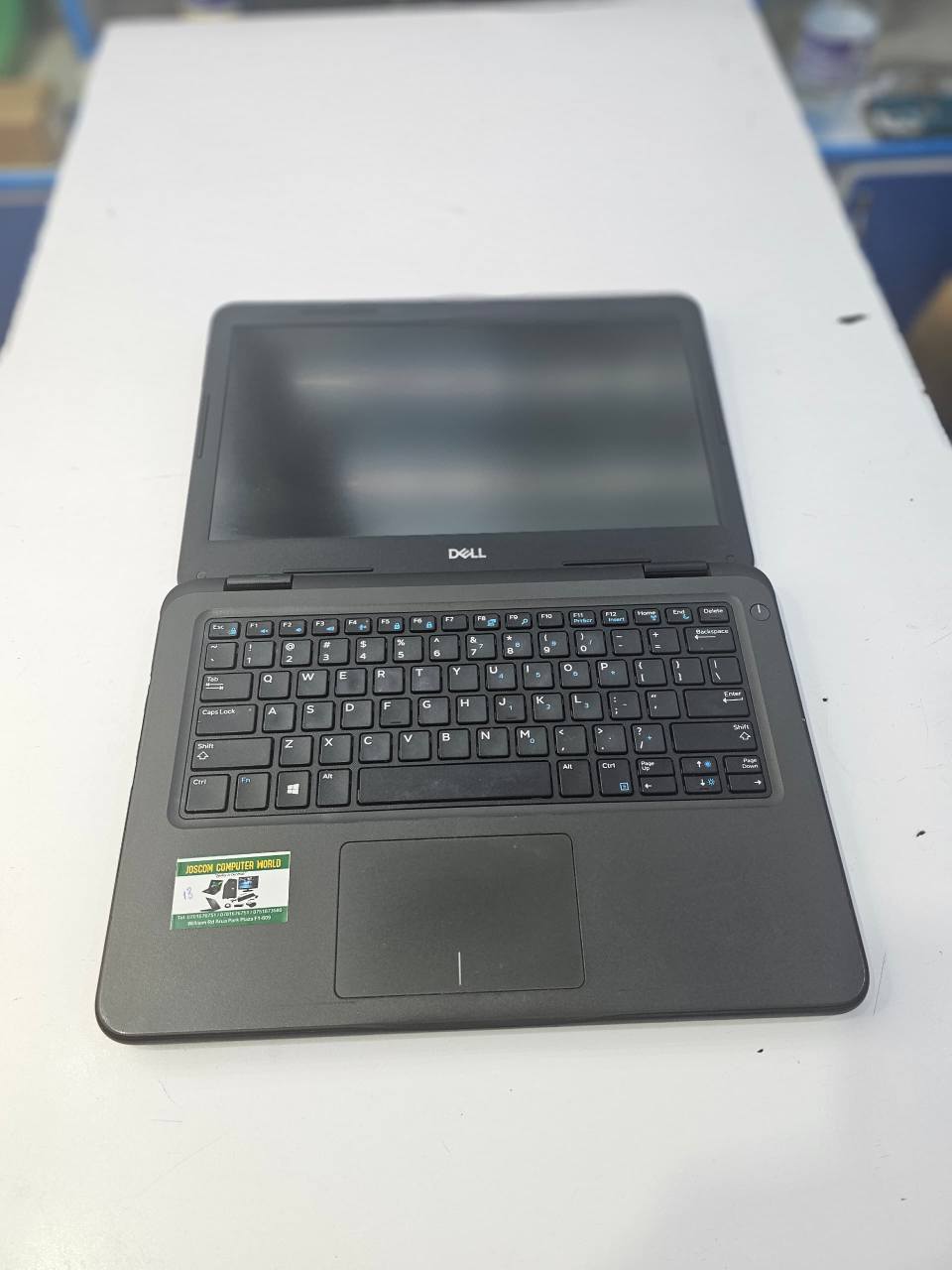 A picture of Dell latitude 3190