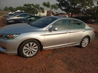 A picture of HONDA ACCORD 2013