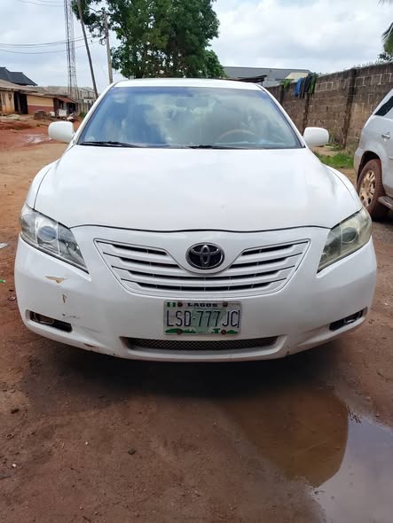 A picture of Toyota Camry LE
