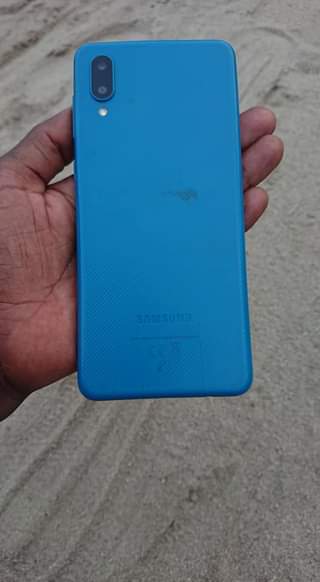 A picture of Samsung a02 small creked Gb64 Ram4