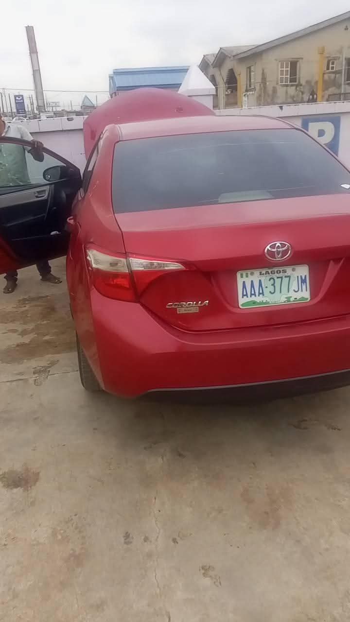 A picture of Corolla 2016
