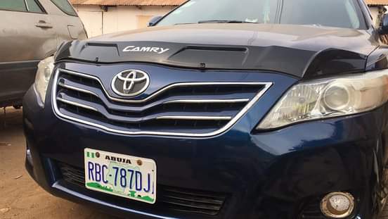 A picture of Camry 08