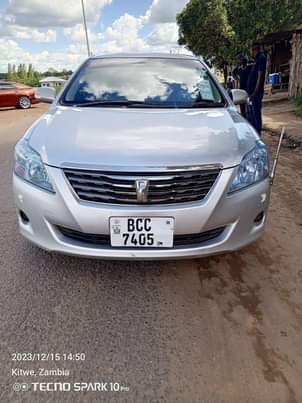 toyota premio