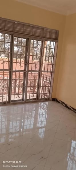 A picture of Family house