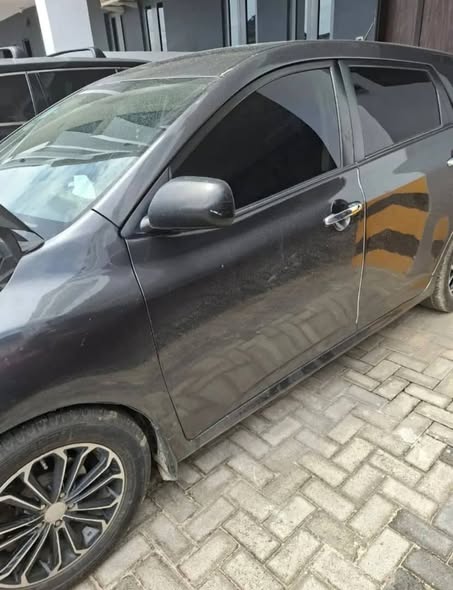 A picture of Toyota matrix